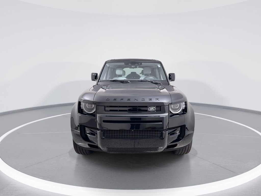 2026 Land Rover Defender X - Photo 3