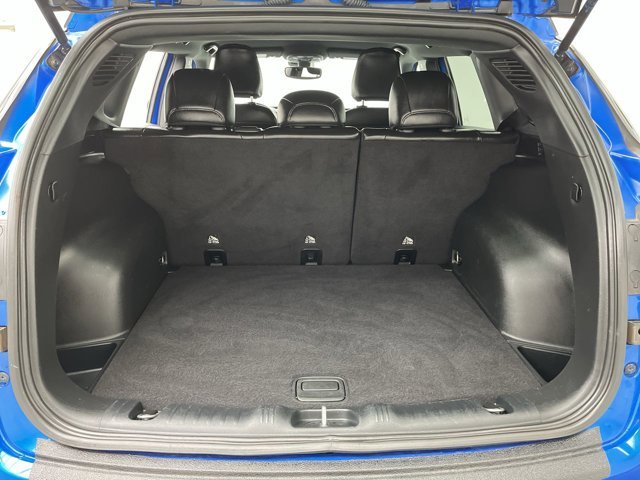 Used 2023 Laser Blue Pearlcoat Jeep Trailhawk image 25