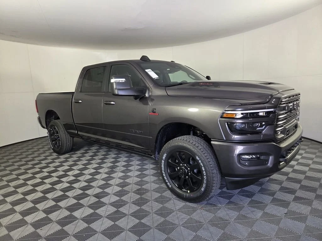 New 2026 Granite Crystal Metallic Clear-Coat Exterior Paint RAM Laramie image 2