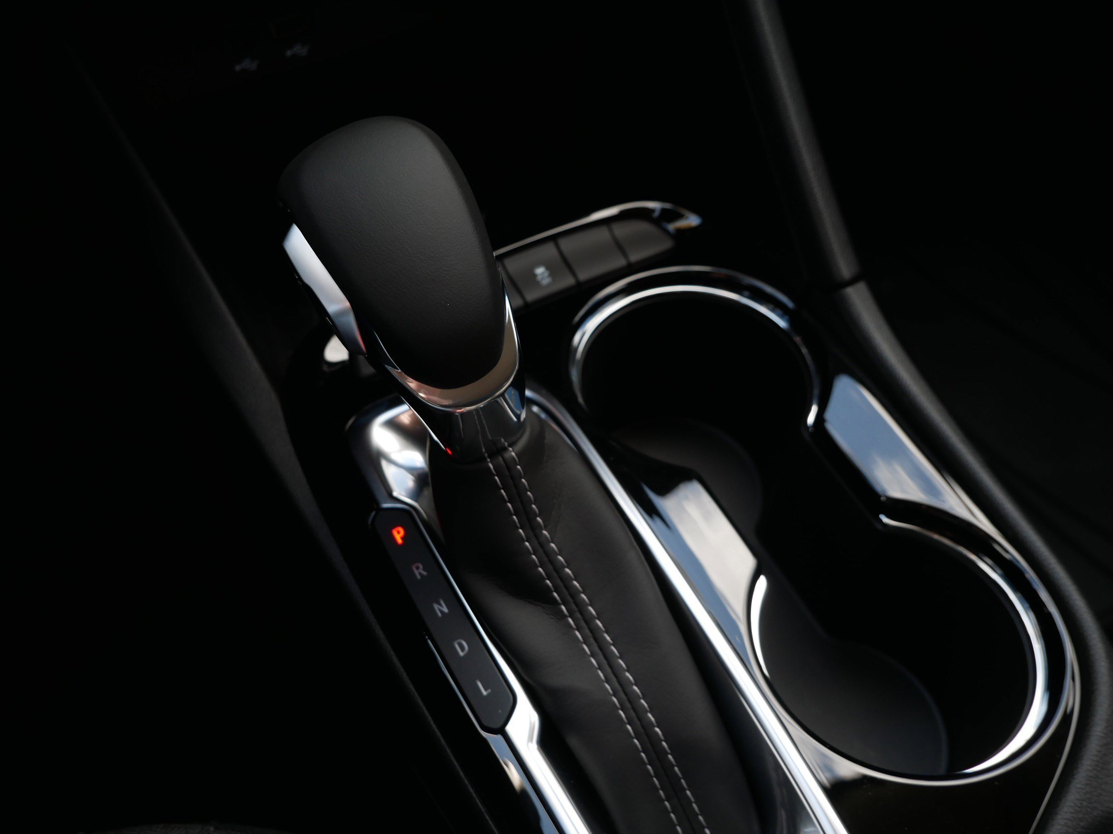 New 2026 Ebony Twilight Metallic Buick Preferred image 9