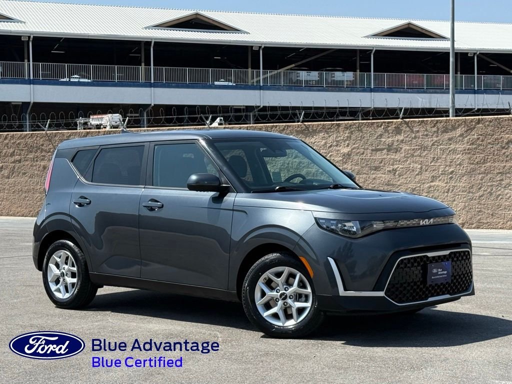 2024 Kia Soul 2.0L LX IVT's photo