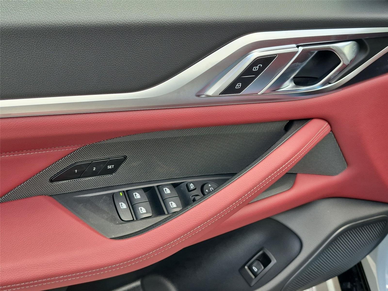 New 2026 Brooklyn Grey Metallic BMW xDrive40 image 16