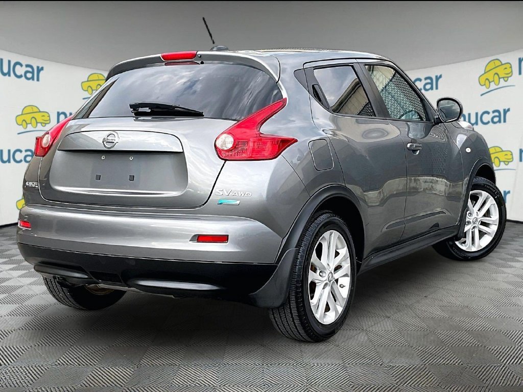 Used 2013 Gray Nissan SV image 6
