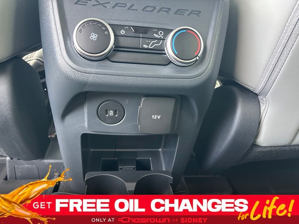 New 2026 Vapor Blue Metallic Ford Active image 28