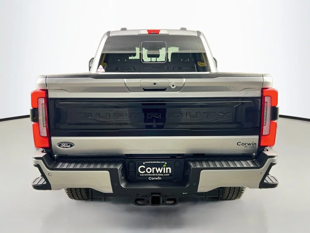New 2027 Iconic Silver Metallic Ford Platinum image 13