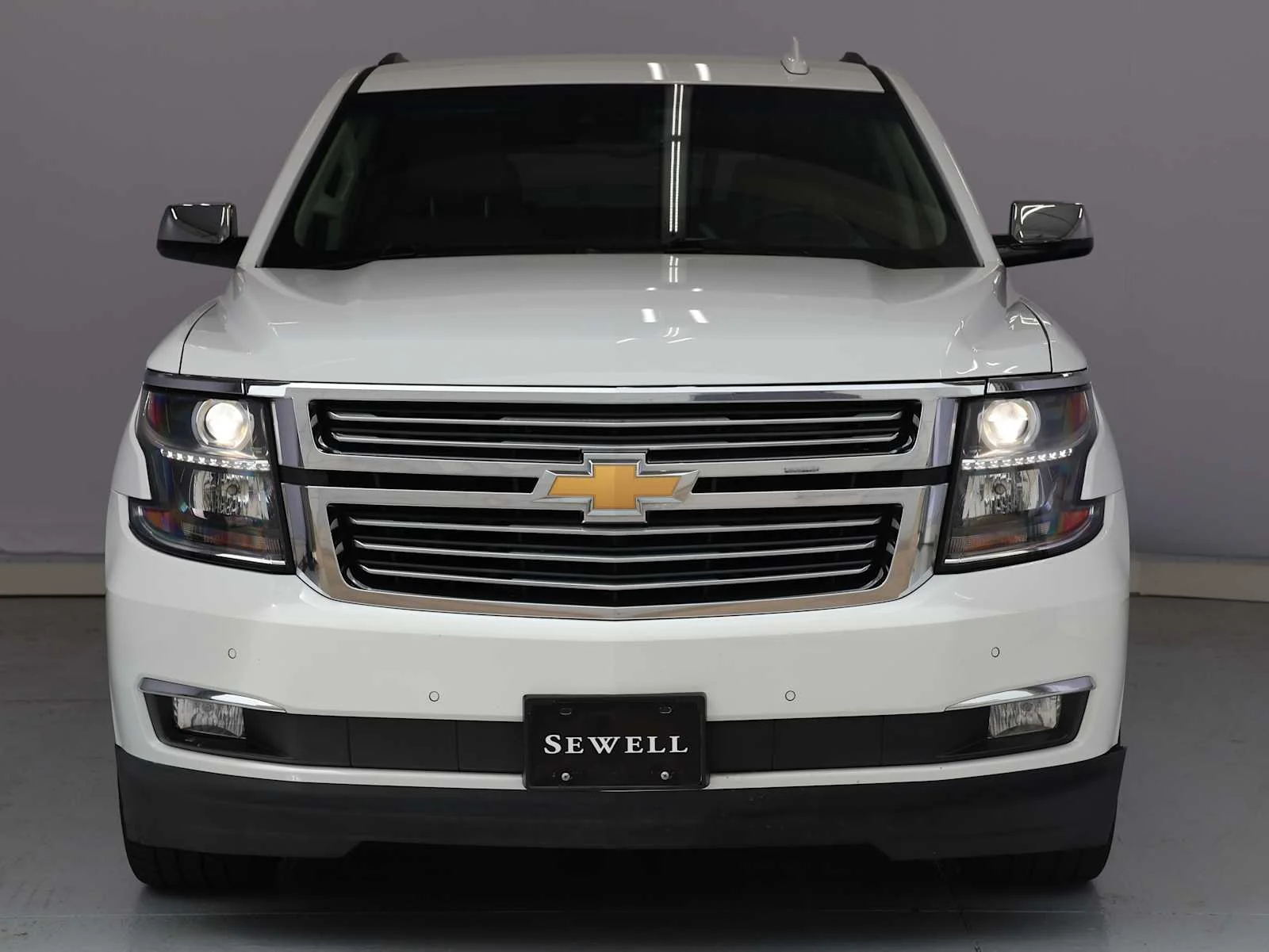 Used 2018 Summit White Chevrolet Premier image 2