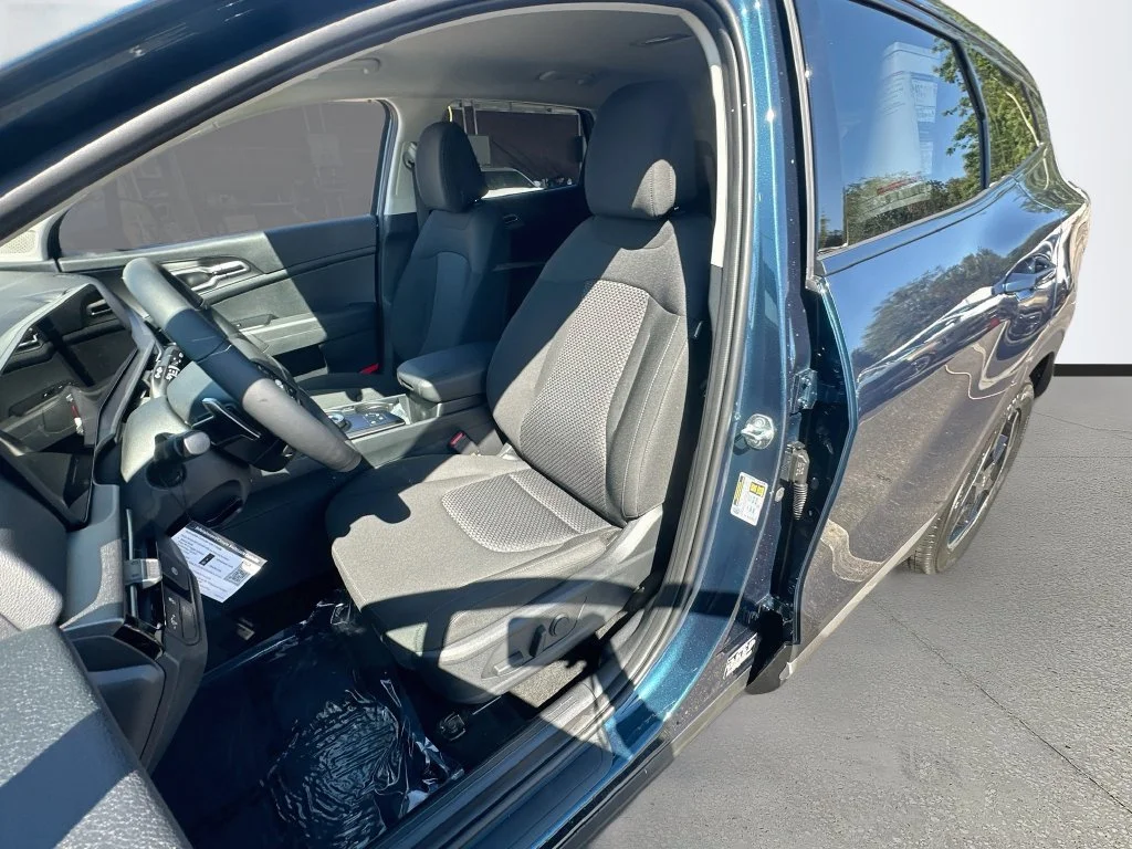 New 2027 Vesta Blue Kia S image 20