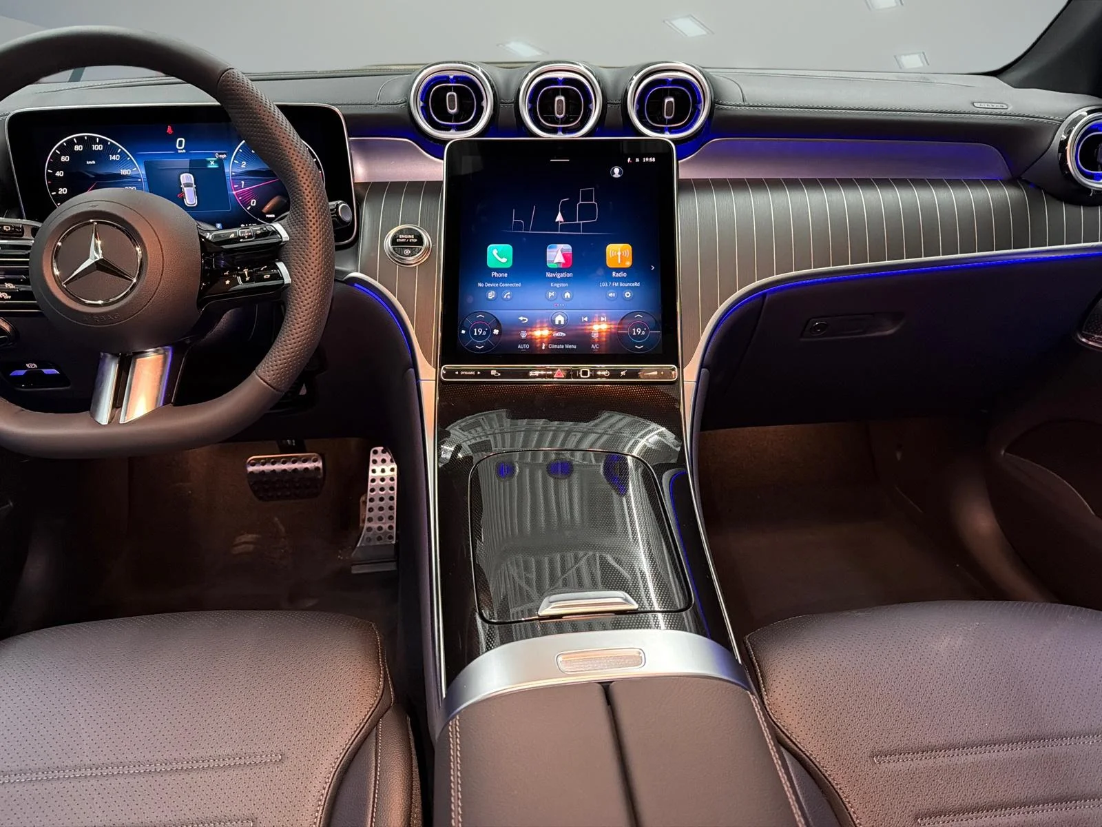 New 2026 Silver Mercedes-Benz GLC 300 4MATIC SUV image 19