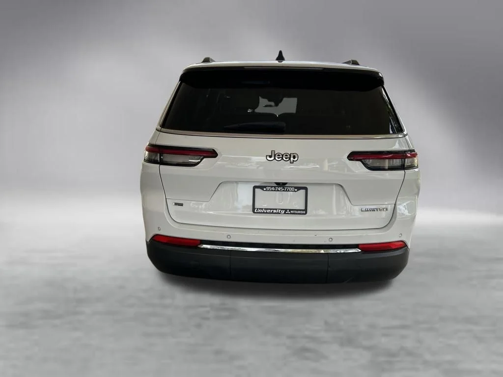 Used 2021 White Jeep Limited image 5