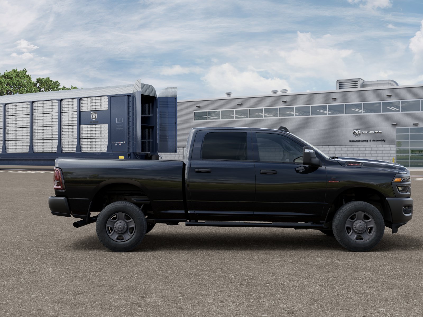 New 2026 Diamond Black Crystal Pearl-Coat Exterior Paint RAM Tradesman image 12
