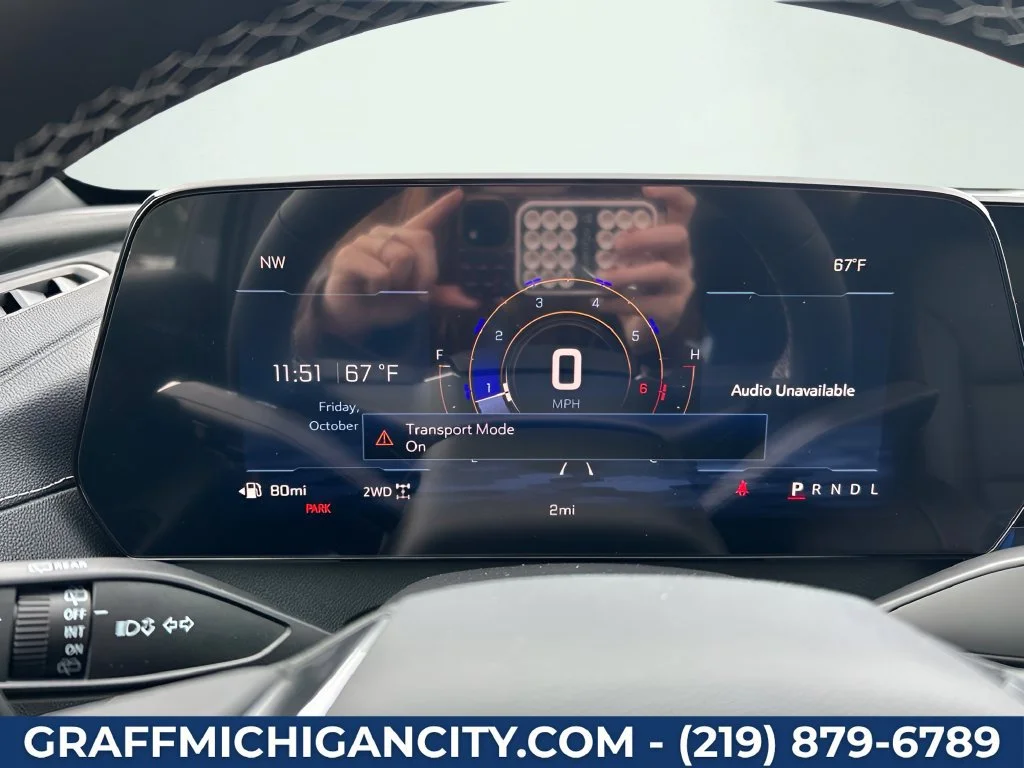 New 2027 Summit White Chevrolet LT image 20