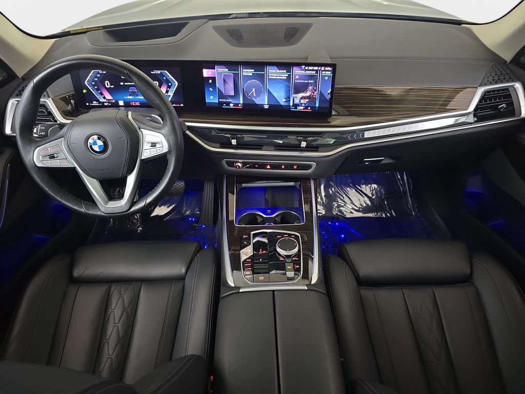 Used 2023 Black BMW xDrive40i image 12