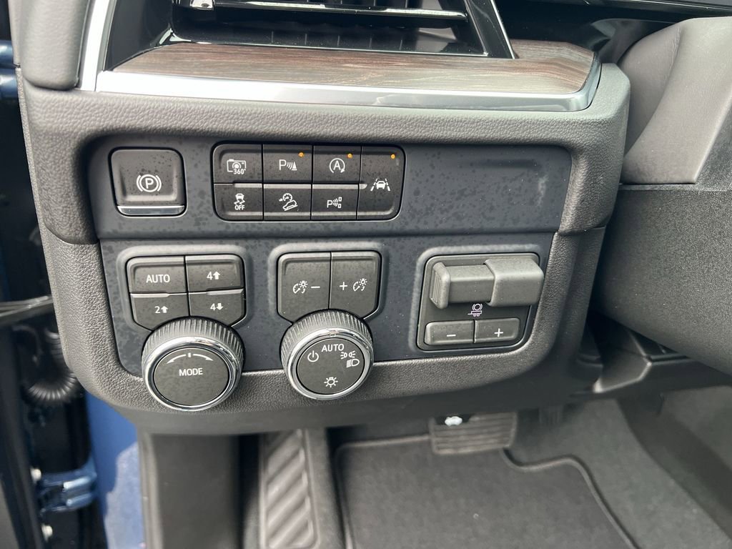 2026 Chevrolet Tahoe LS - Photo 15