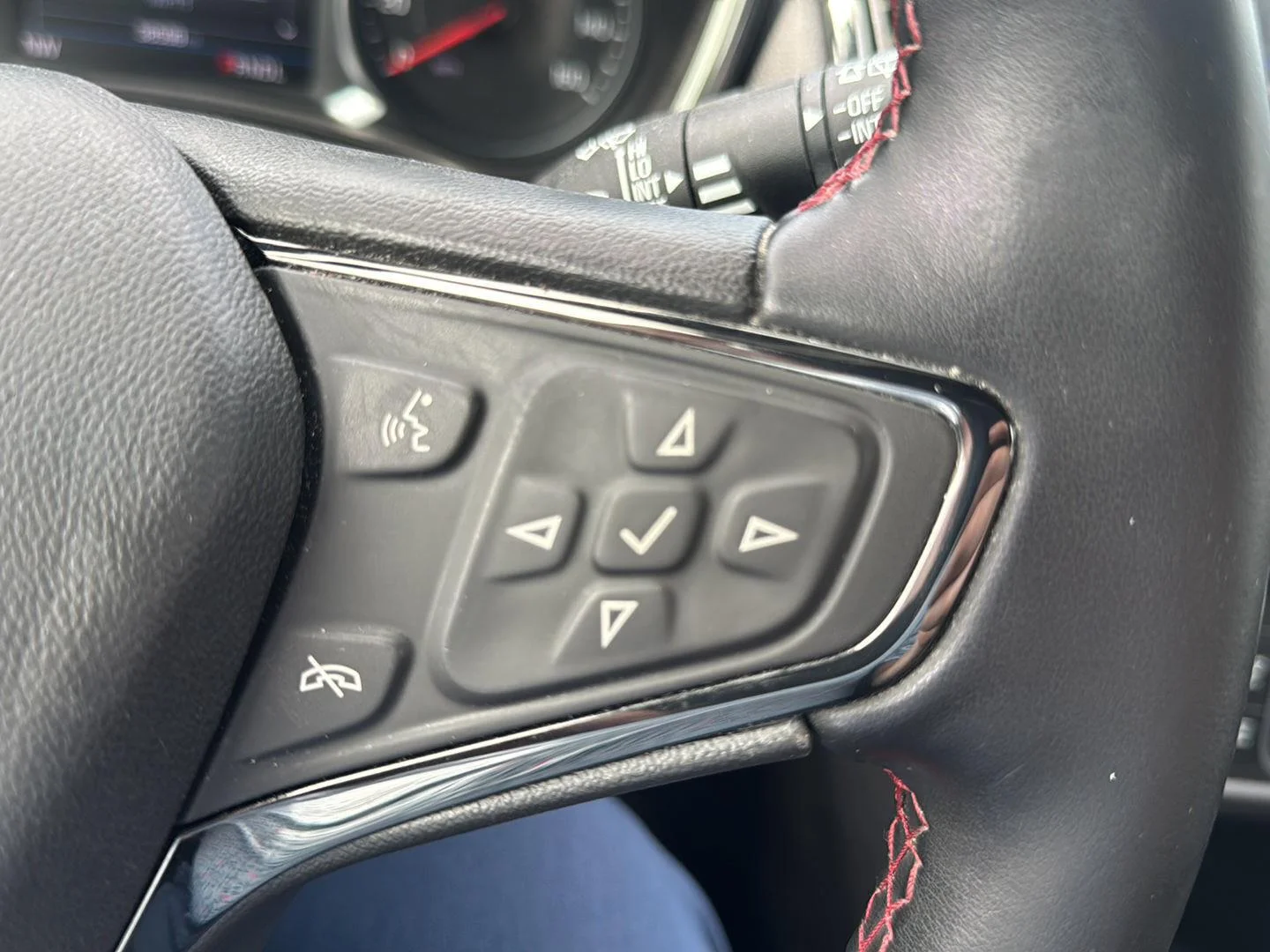 Used 2024 Lakeshore Blue Metallic Chevrolet RS image 15