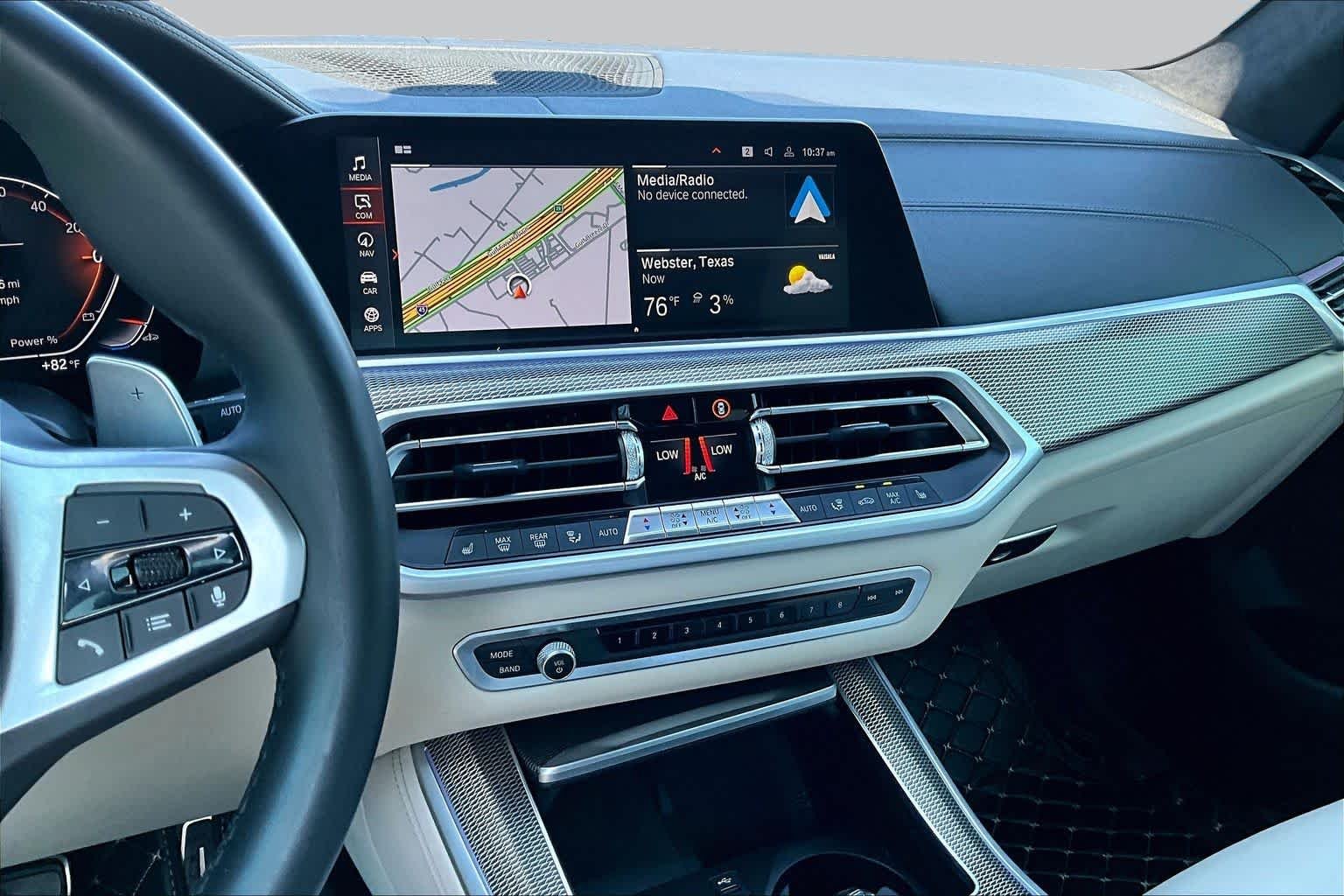 Used 2022 Alpine White BMW sDrive40i image 6