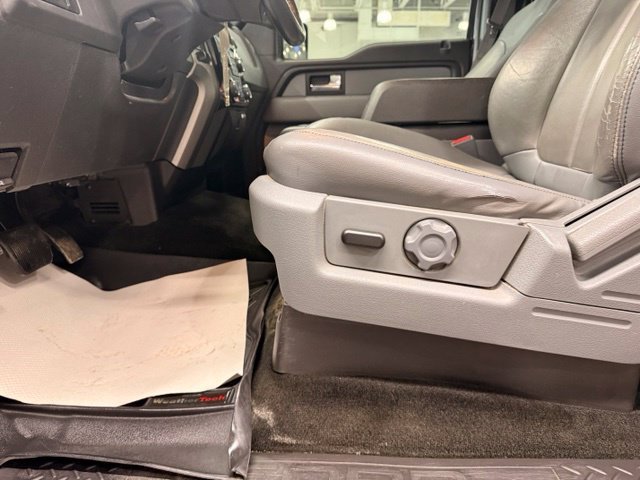 Used 2014  Ford XL image 6