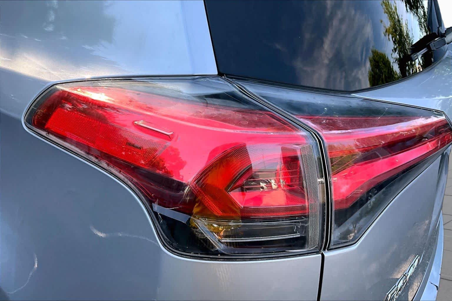 Used 2016 Silver Sky Metallic Toyota Limited image 52