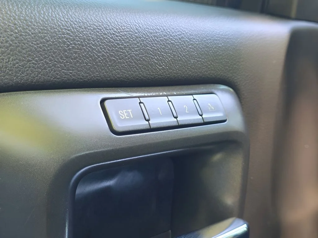 Used 2019 Blue Chevrolet LTZ image 14