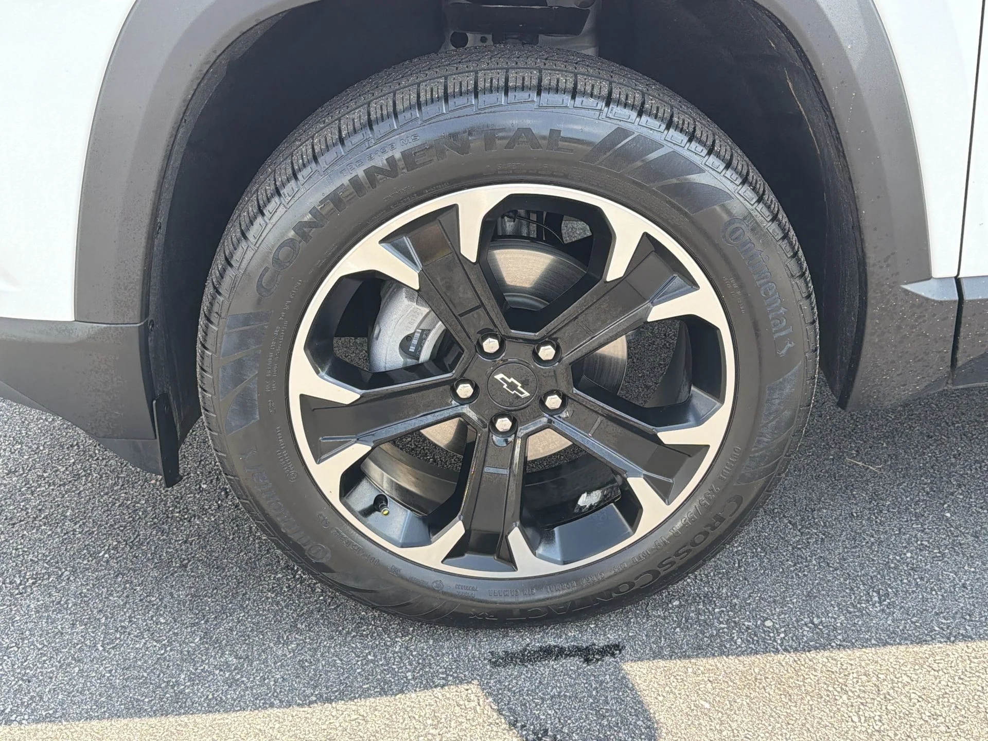 Certified Used 2026 Summit White Chevrolet LT image 34