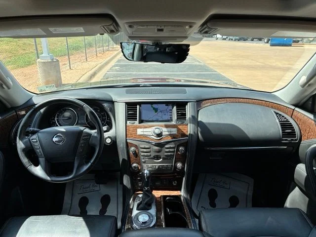 Used 2019 Super Black Nissan Platinum image 10