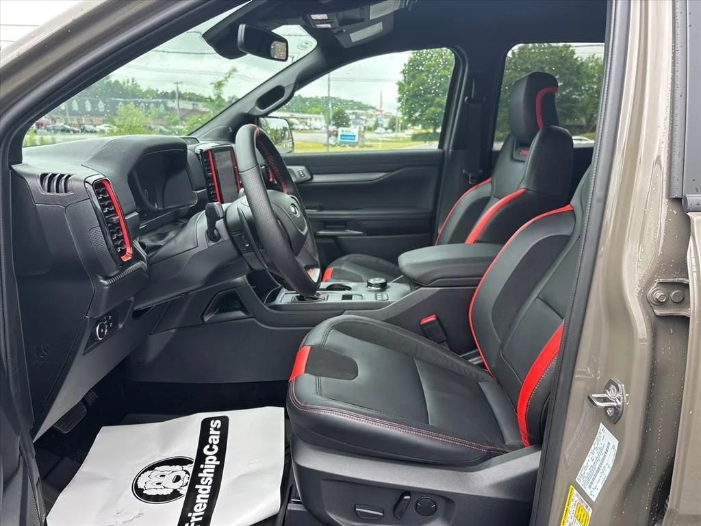 2025 Ford Ranger Raptor - Photo 22