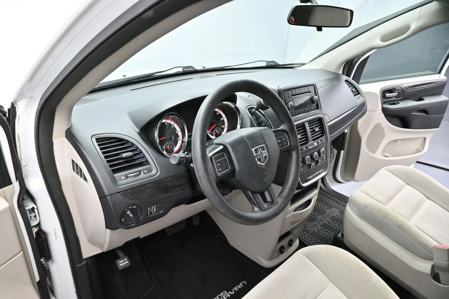 Used 2017 White Knuckle Clearcoat Dodge SE image 12