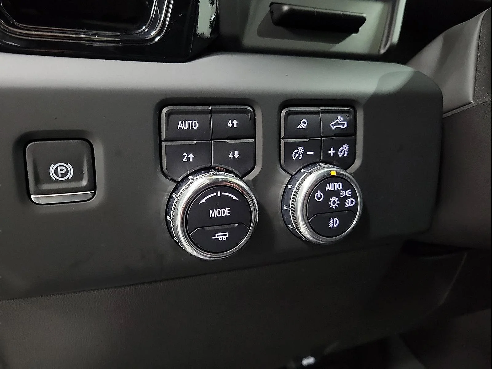 Used 2024 Summit White GMC AT4X image 14