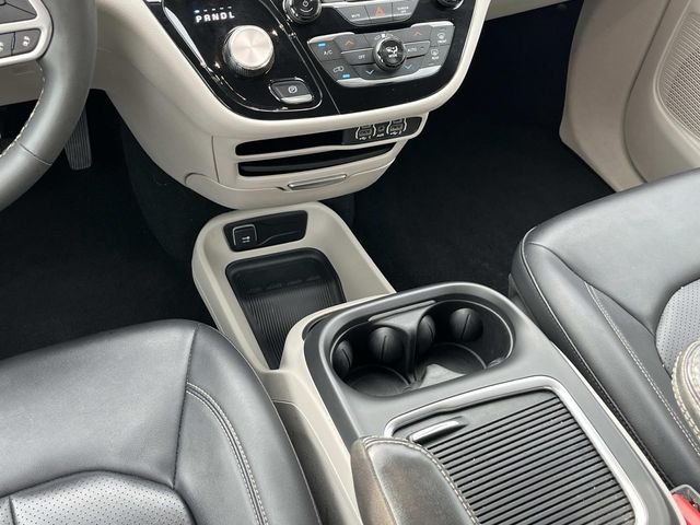 Used 2024 White Chrysler Touring L image 14