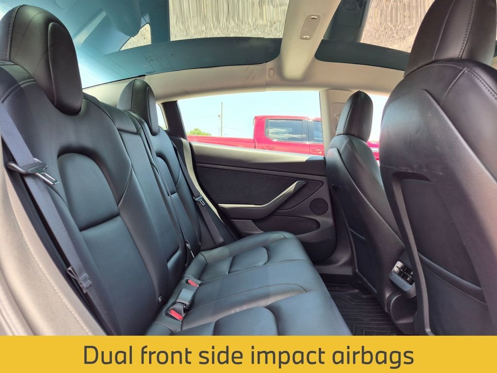 Used 2022 Red Tesla Long Range image 35