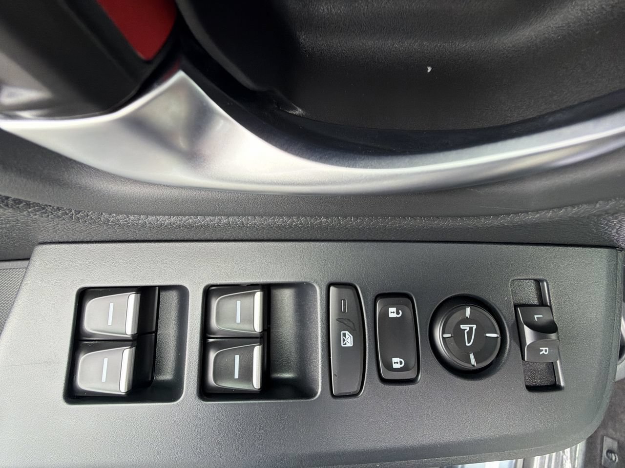 New 2026 Sonic Gray Pearl Honda RTL AWD image 13