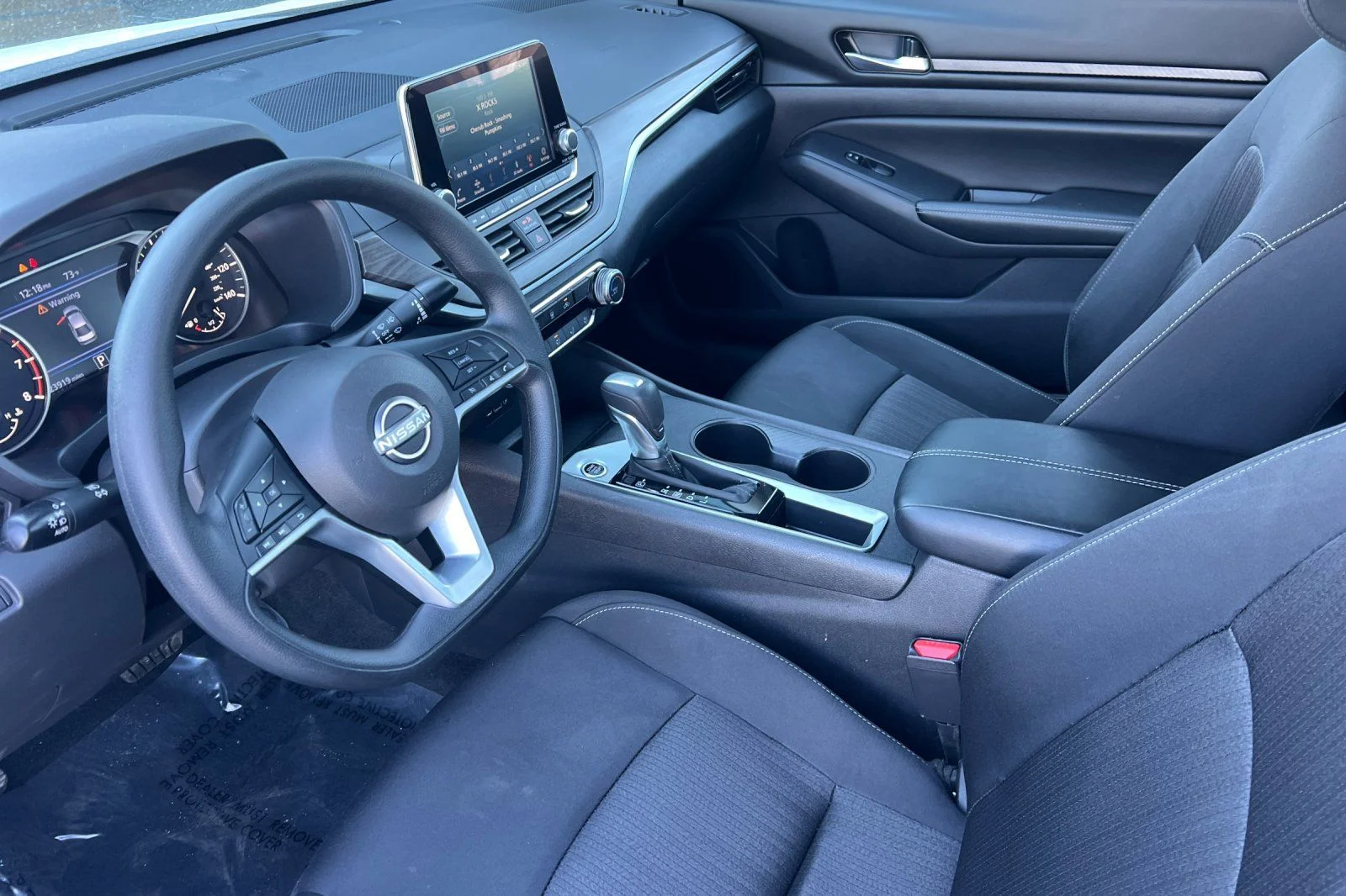 2025 Nissan Altima SV - Photo 7