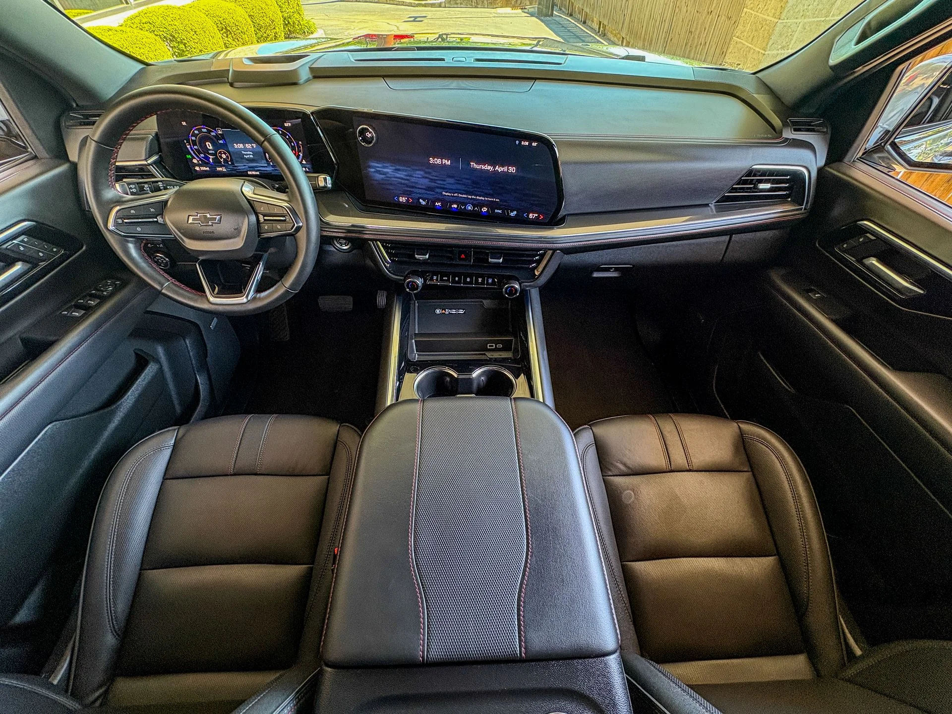 Used 2025 Gray Chevrolet RST image 29