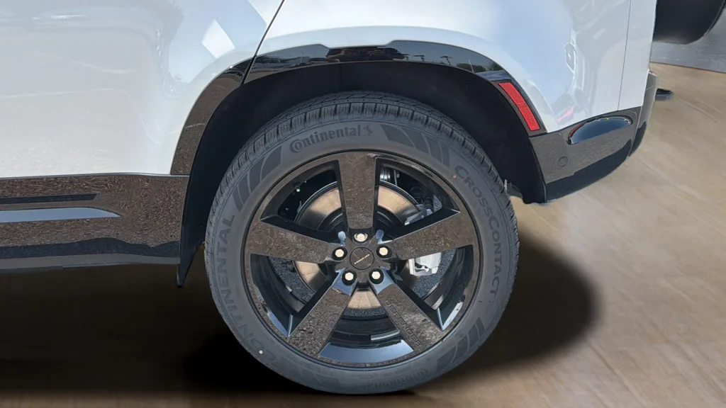 New 2026 Gray Land Rover X-Dynamic SE image 17