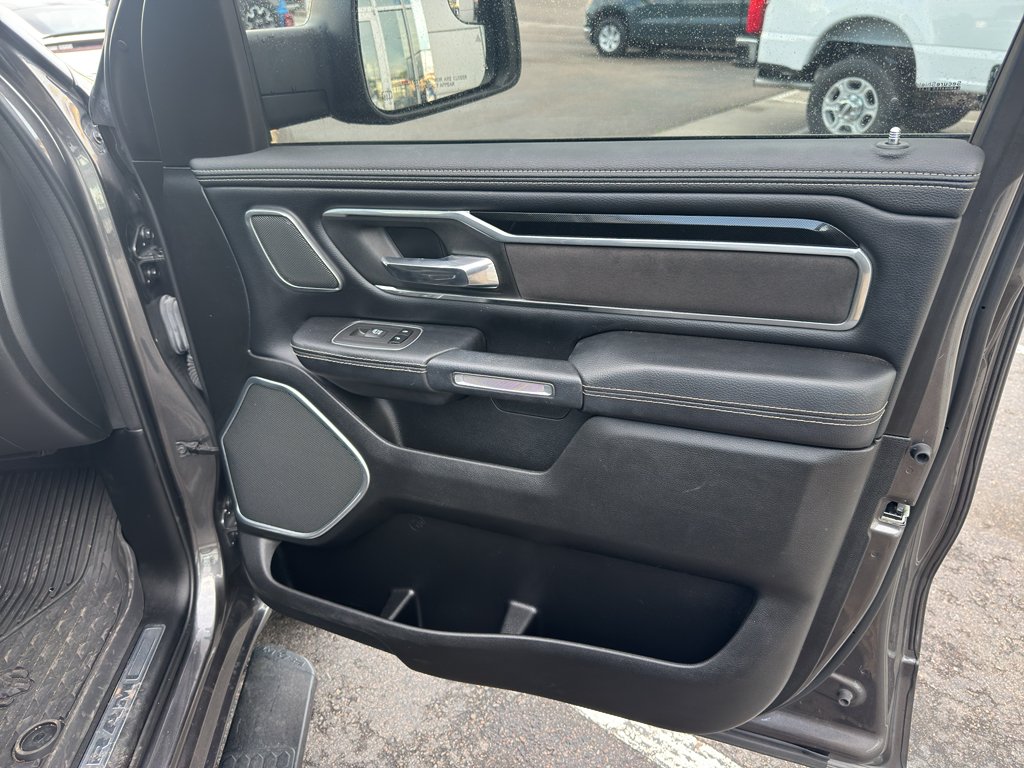 Used 2022 Granite Crystal Metallic Clearcoat Ram Laramie image 9
