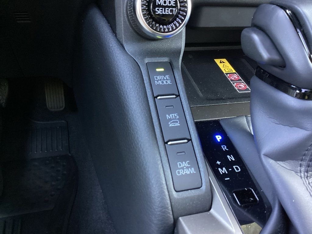New 2026 Black Toyota Land Cruiser image 20