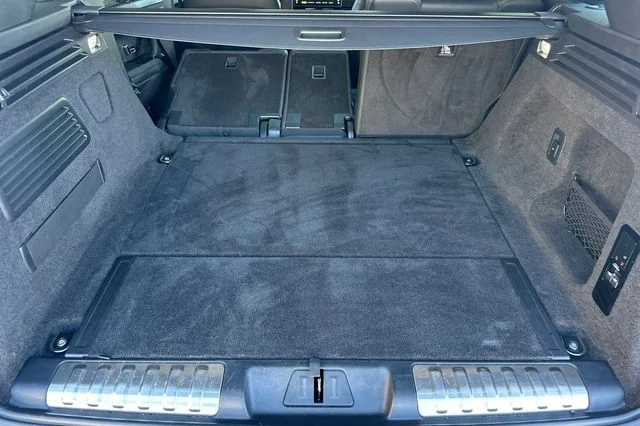 Certified Used 2024 Gray Land Rover Dynamic SE image 14