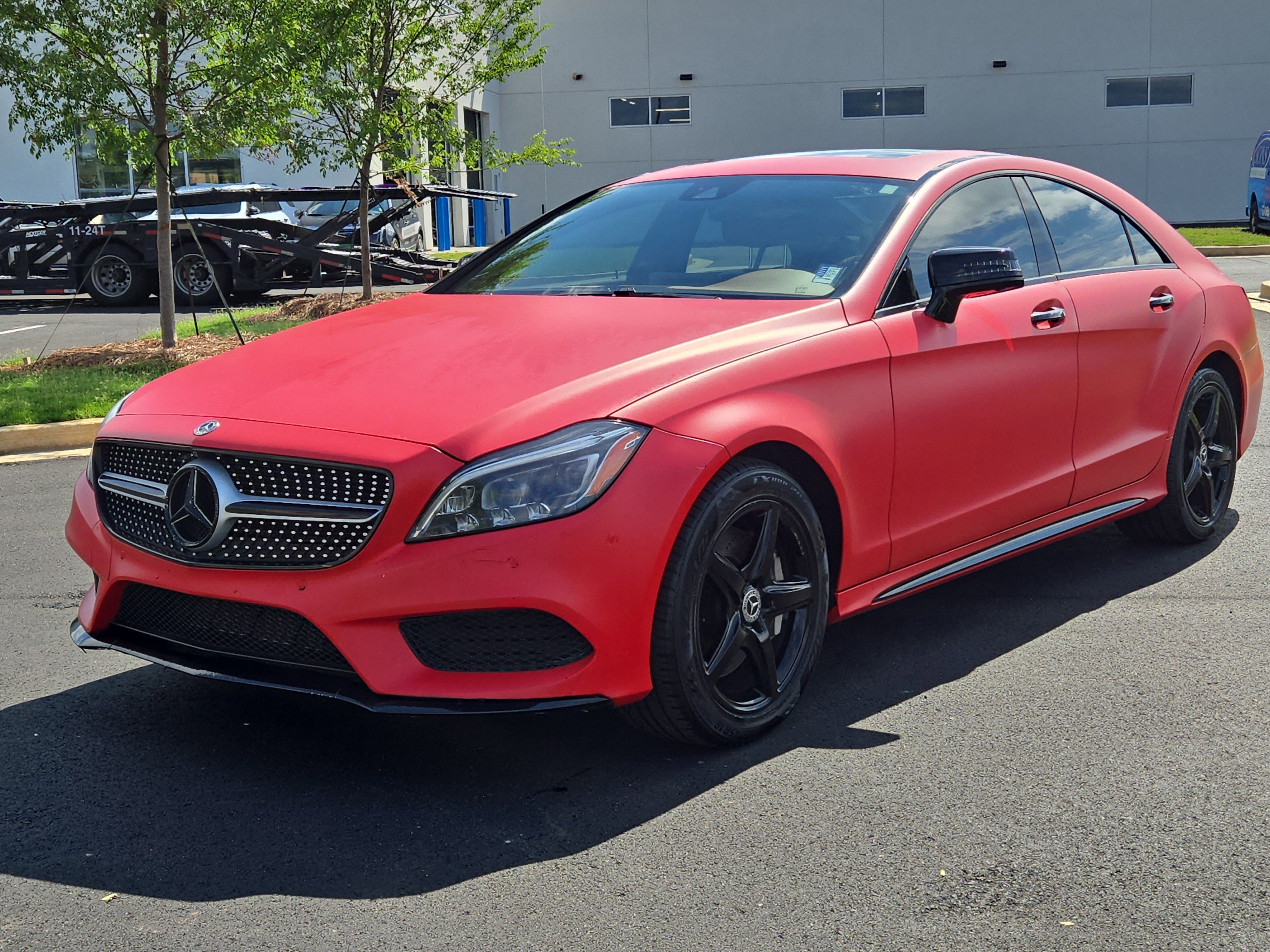 Used 2018 Red Mercedes-Benz 4MATIC® image 3