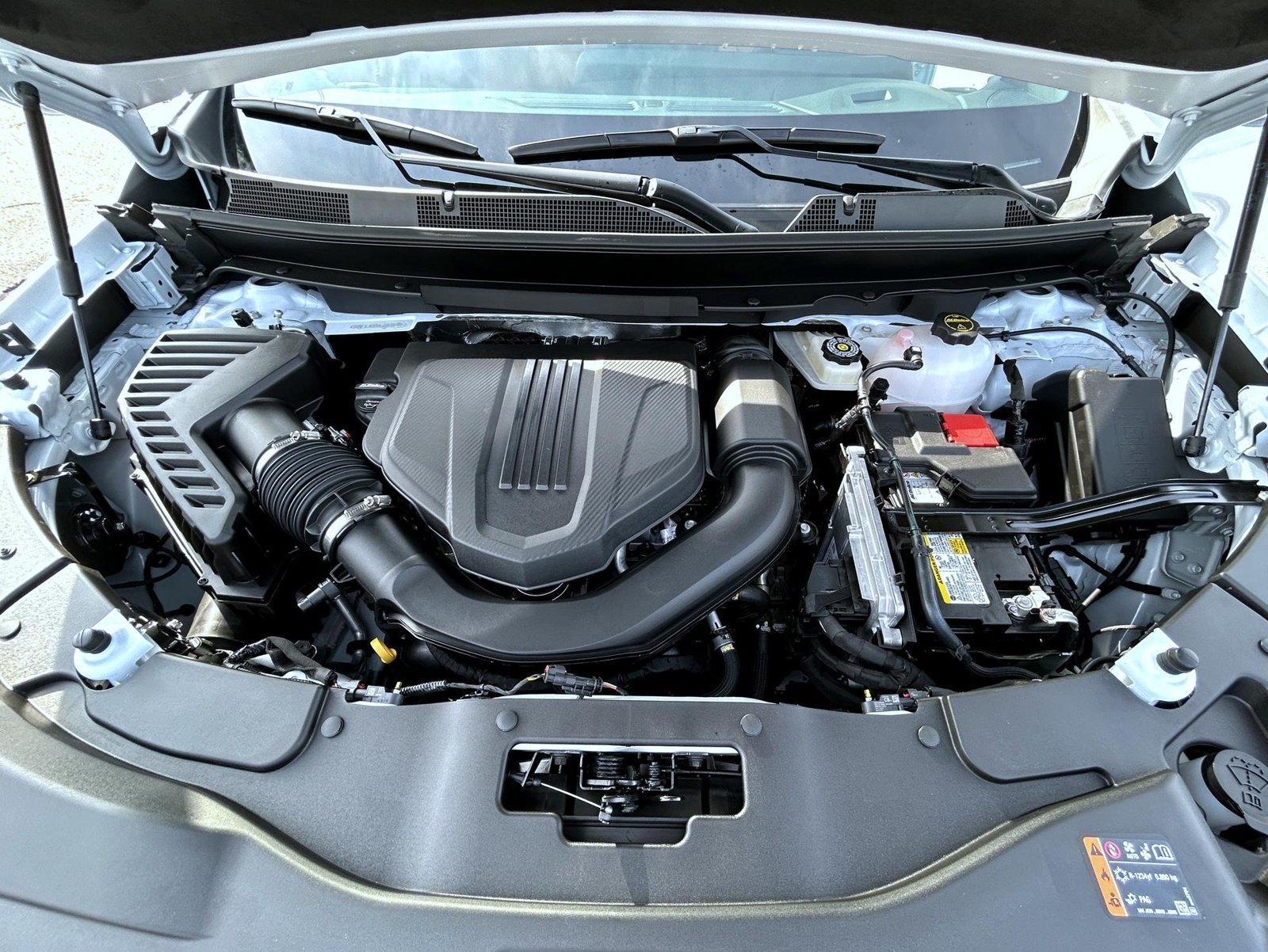 2027 Chevrolet Traverse Z71 - Photo 26