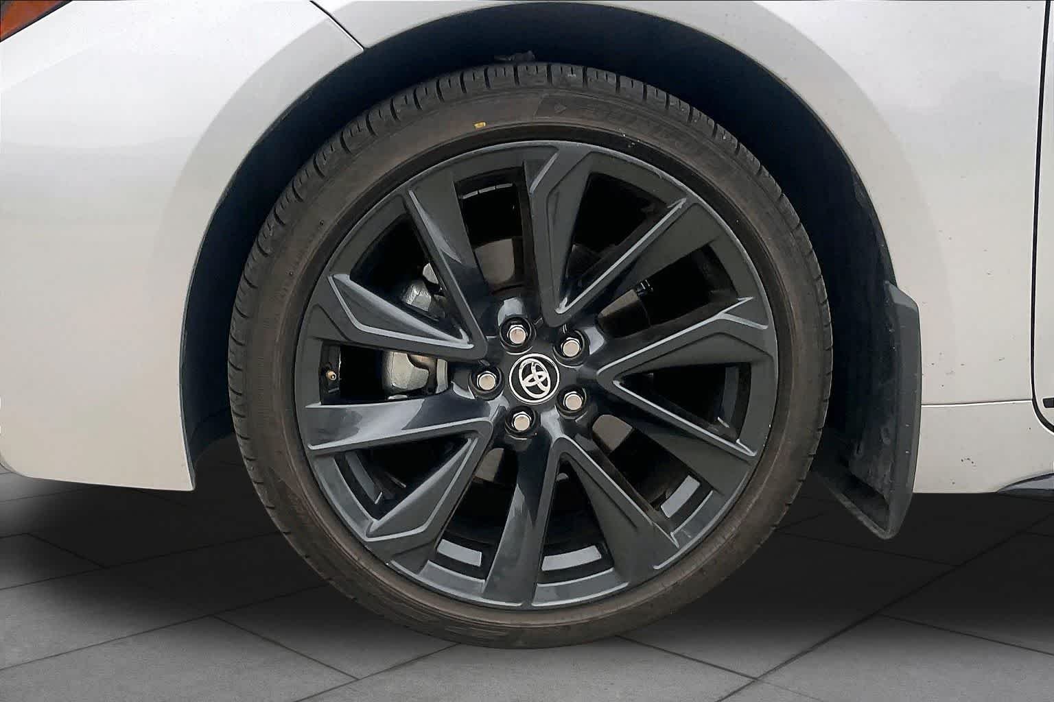 Used 2025 Classic Silver Metallic Toyota SE image 11