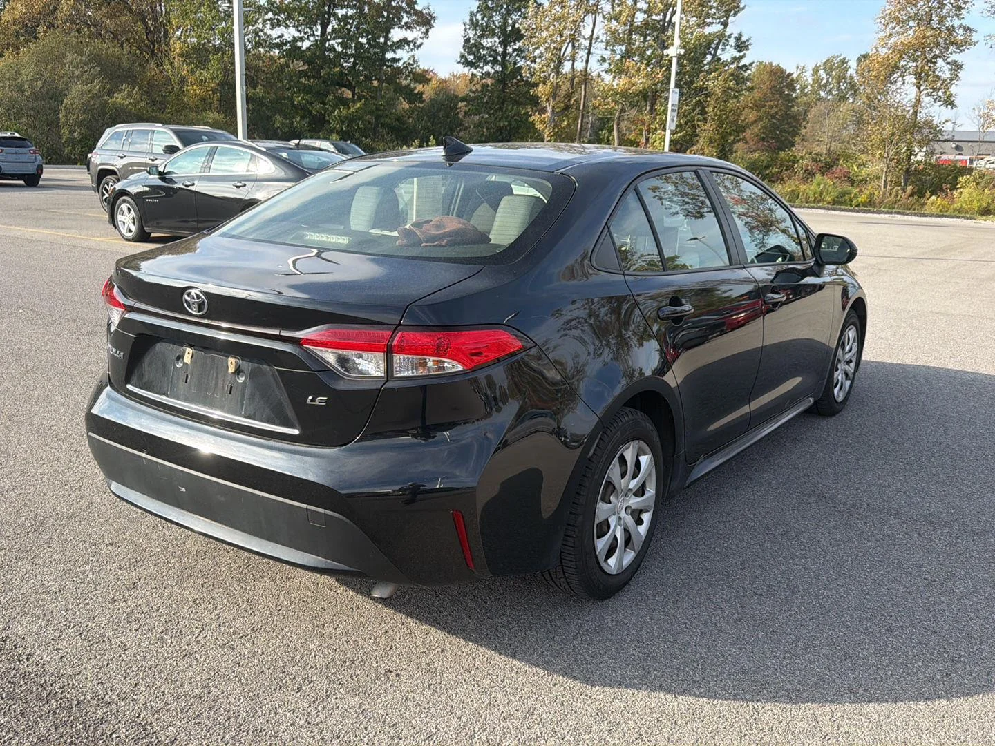Used 2020 Black Sand Pearl Toyota LE image 3