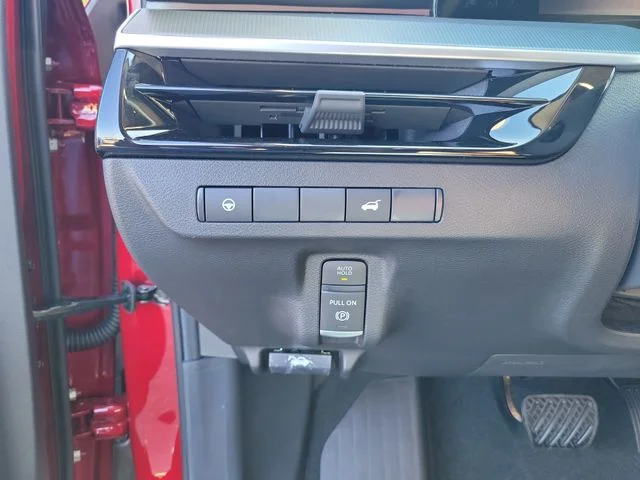 New 2026 Scarlet Ember Tintcoat Nissan SL image 20