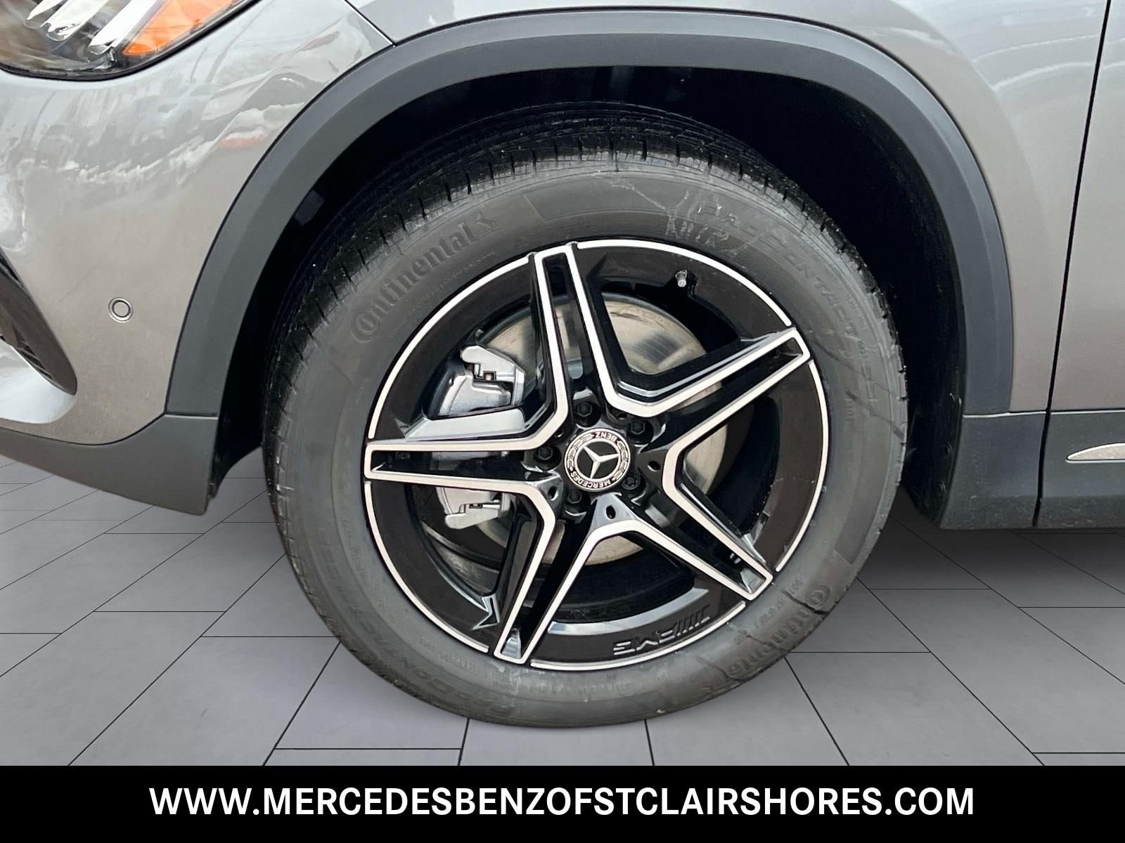 New 2026 Mountain Grey Metallic Mercedes-Benz GLA 250 image 11