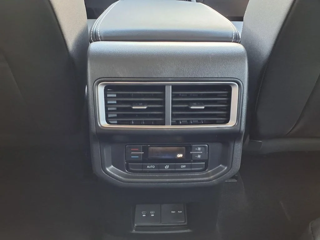 New 2026 Deep Black Pearl Volkswagen SE w/Technology image 20