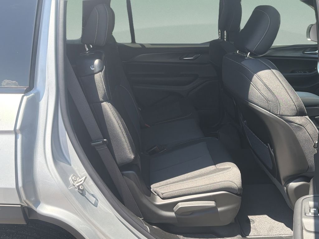 New 2026 Silver Jeep Laredo image 22