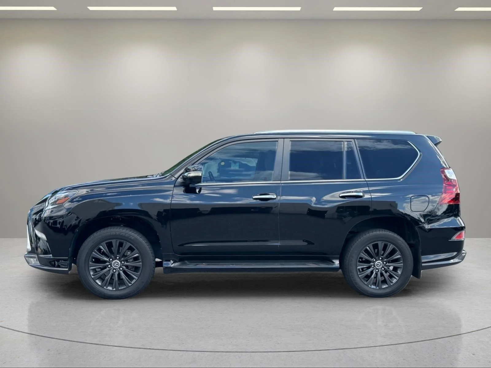 Used 2022 Black Onyx Lexus GX 460 Luxury image 2