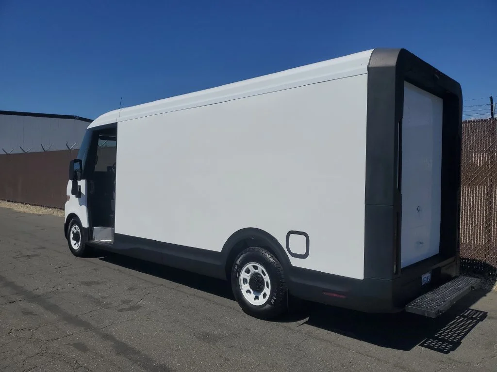 Used 2025 White Chevrolet 600 image 6