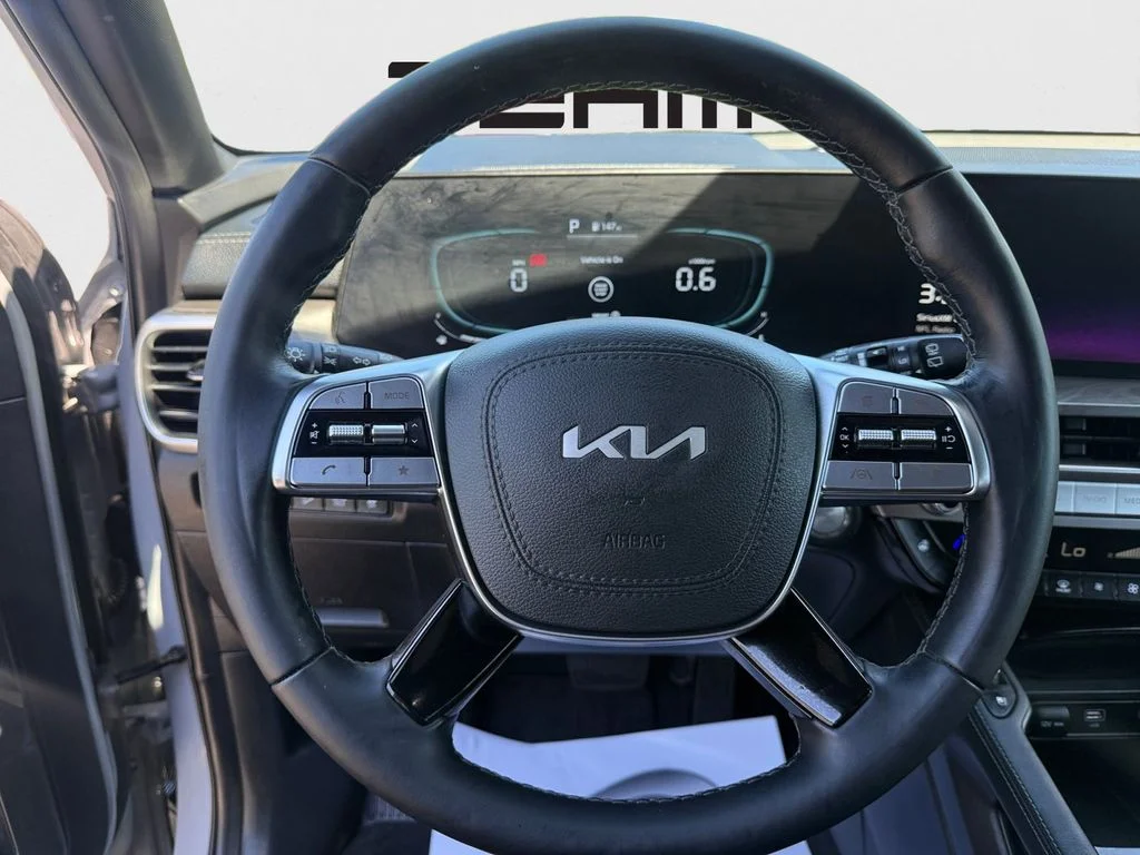 Used 2025 Gray Kia EX X-Line image 17