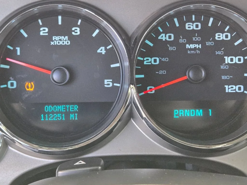 Used 2008 GRAYSTONE METALLIC Chevrolet LT w/1LT image 22
