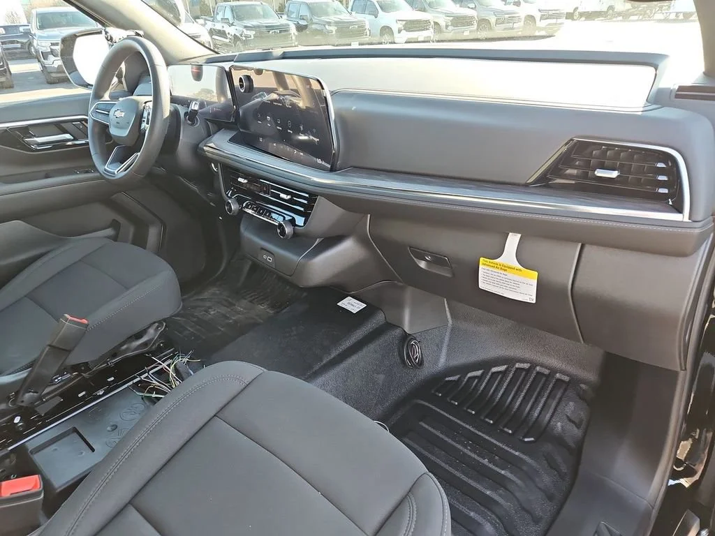 New 2025 Black Chevrolet Commercial image 20