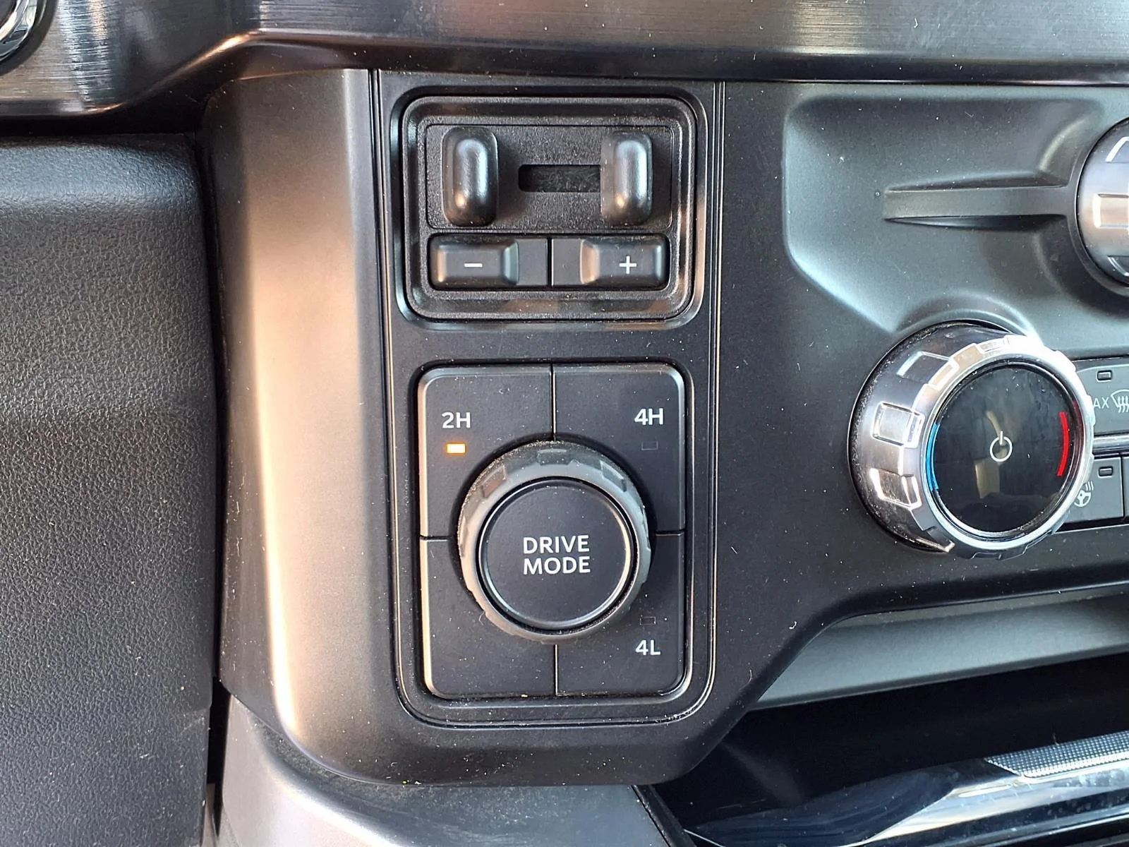 Used 2026 WHITE Ford LARIAT image 6